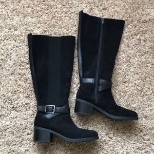 Clark’s suede black boots NWT